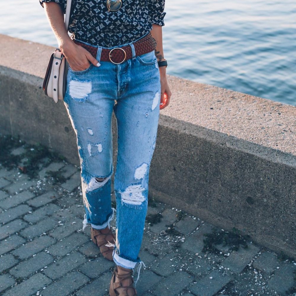 AYR The Form Jeans - size 24